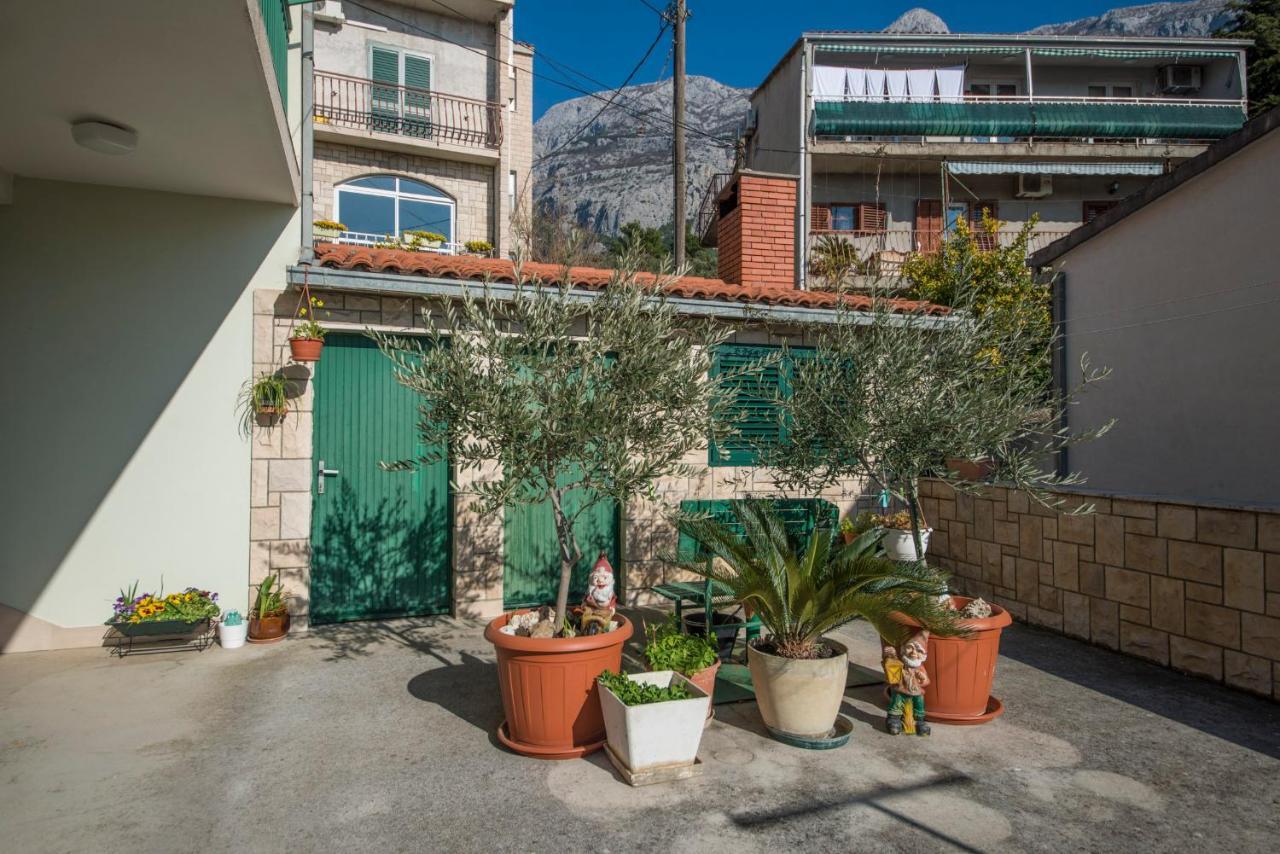 Apartment Villa Bešker Makarska Exteriör bild
