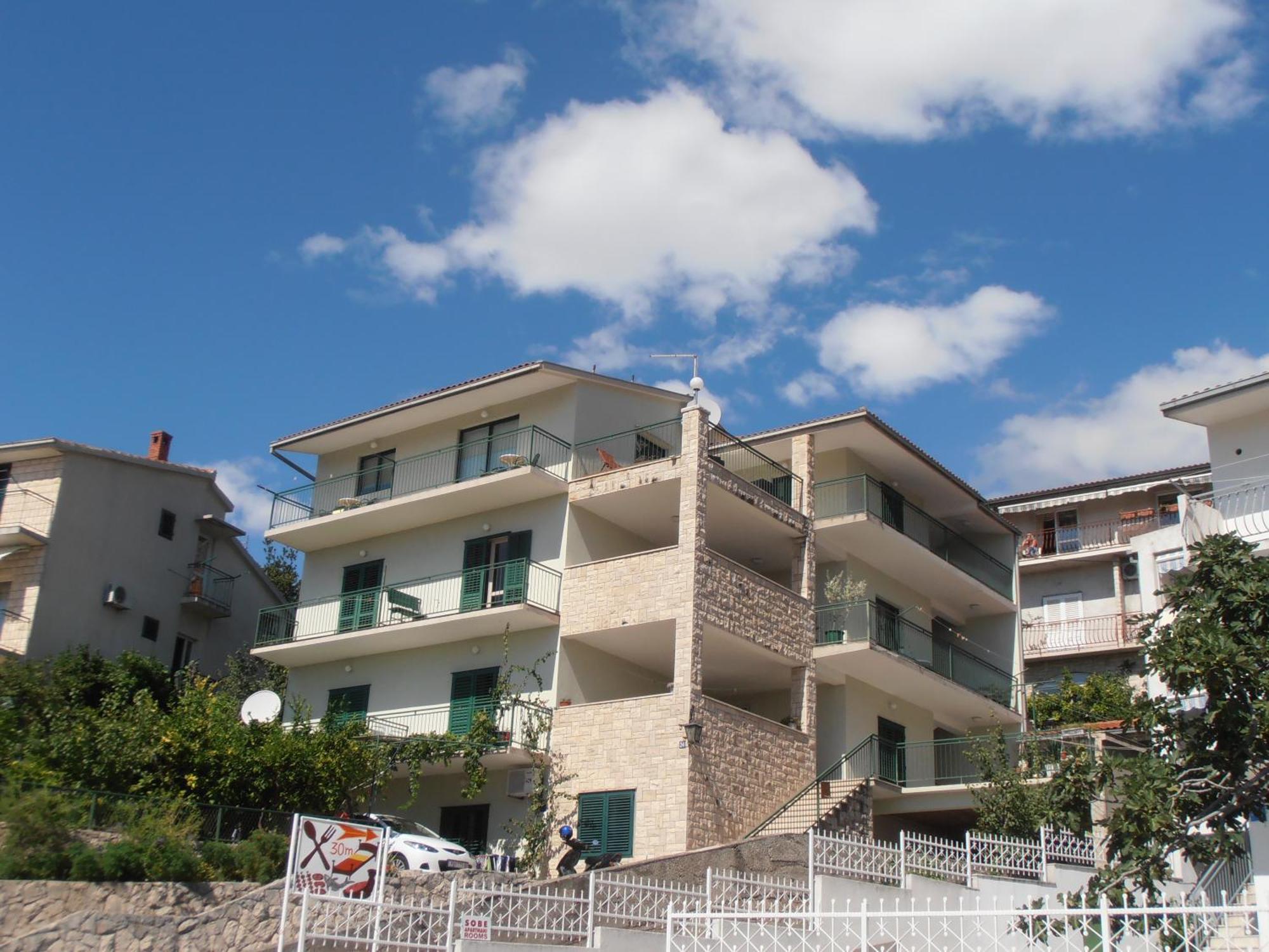 Apartment Villa Bešker Makarska Exteriör bild